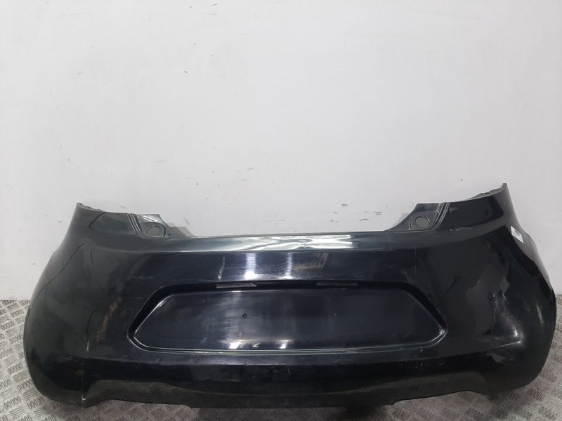 Recambio de paragolpes trasero para ford ka (ccu) titanium referencia OEM IAM 1580749 NEGRO 