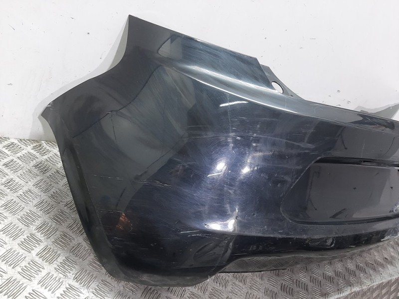 Recambio de paragolpes trasero para ford ka (ccu) titanium referencia OEM IAM 1580749 NEGRO 