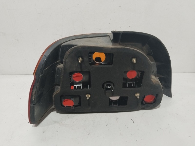 Recambio de piloto trasero izquierdo para bmw serie 5 berlina (e39) 523i referencia OEM IAM   