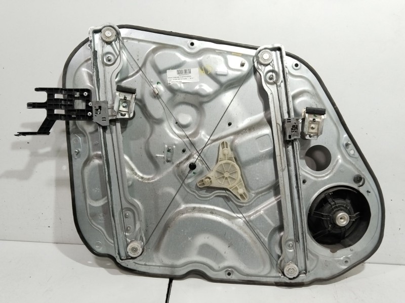 Recambio de elevalunas delantero derecho para hyundai ix20 gls comfort referencia OEM IAM 824801K030  