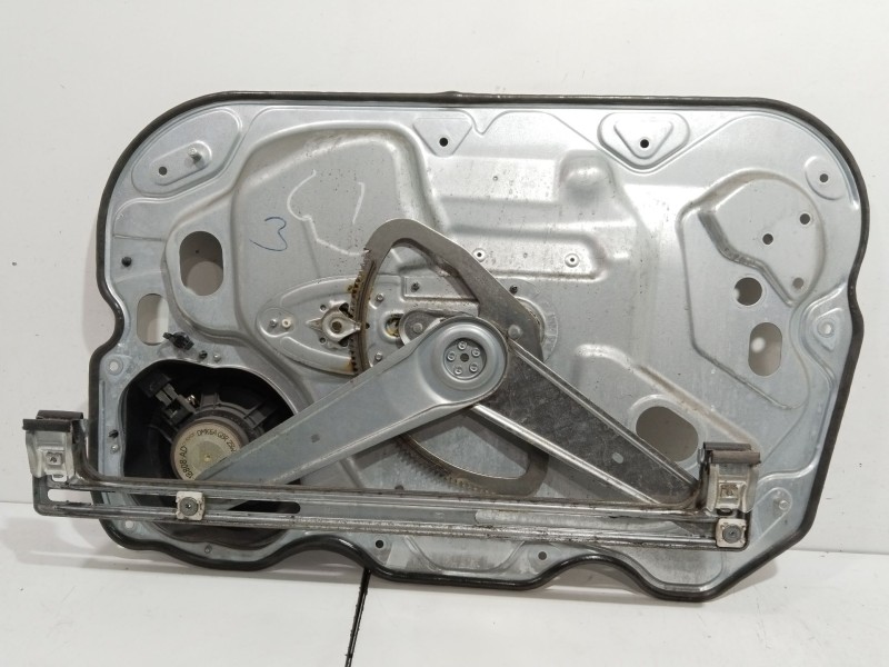 Recambio de elevalunas delantero izquierdo para ford focus berlina (cap) ambiente (d) referencia OEM IAM LH994760105  