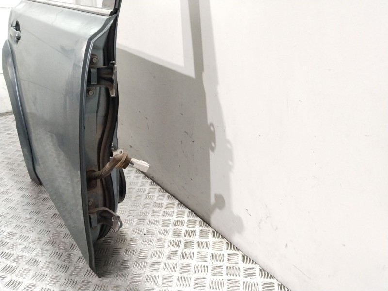 Recambio de puerta trasera derecha para subaru legacy kombi/outback b14 outback limited referencia OEM IAM 60409AJ1009P  GRIS