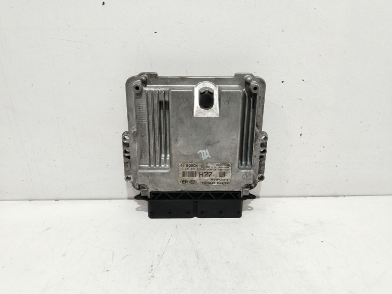 Recambio de centralita motor uce para hyundai i40 cab bluedrive referencia OEM IAM 391402A545  