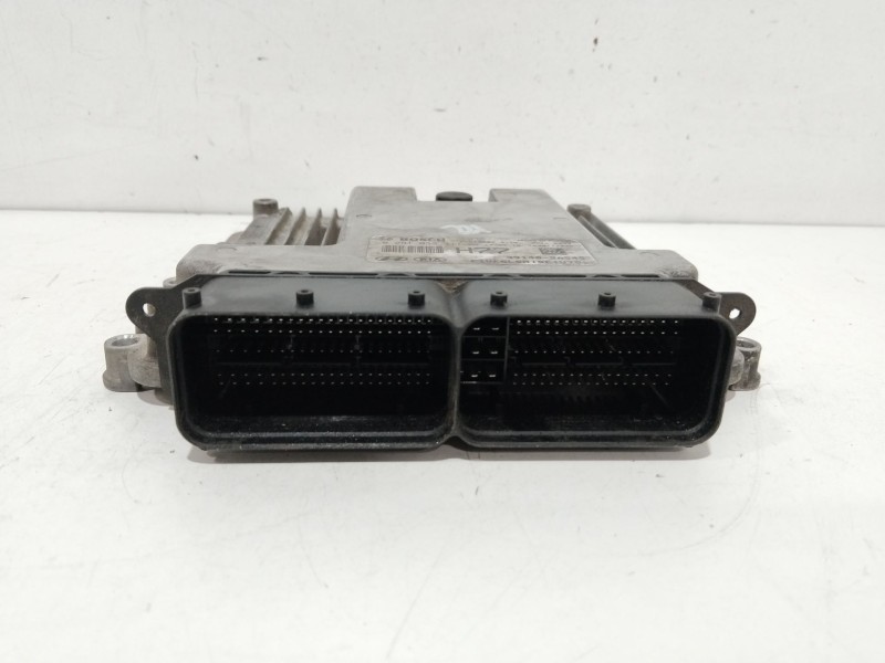 Recambio de centralita motor uce para hyundai i40 cab bluedrive referencia OEM IAM 391402A545  