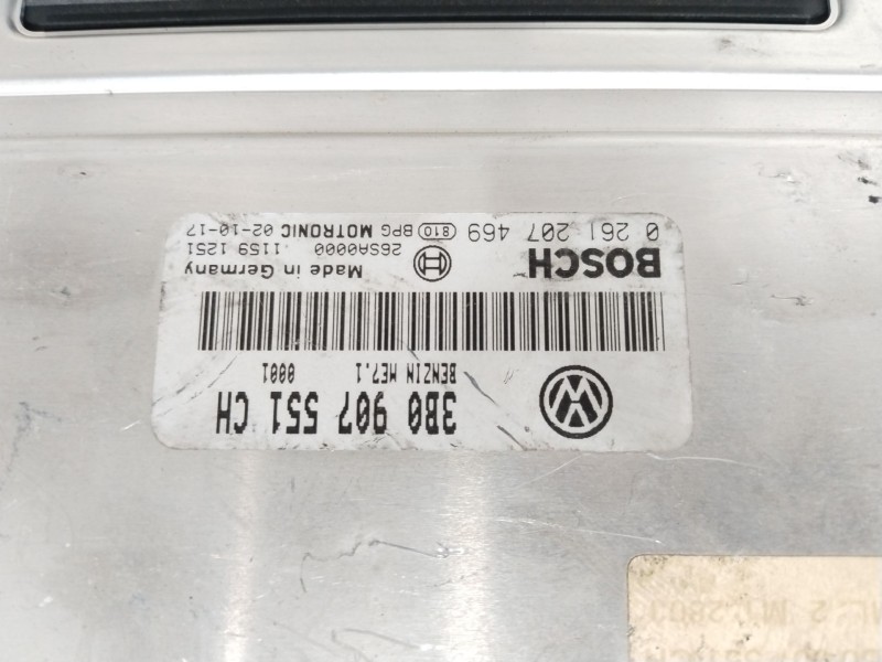 Recambio de centralita motor uce para volkswagen passat berlina (3b3) v6 executive 4motion referencia OEM IAM 3B0907551CH  