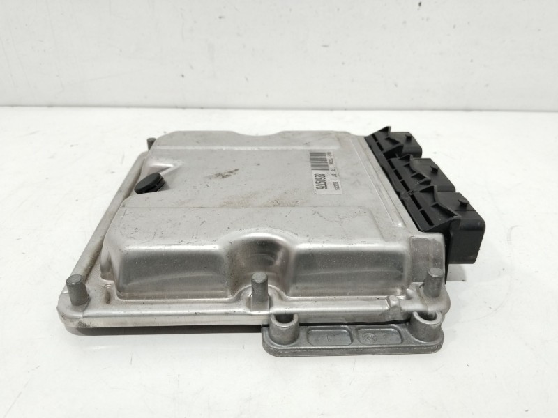 Recambio de centralita motor uce para peugeot 307 break / sw (s1) sw pack referencia OEM IAM 9644606180  