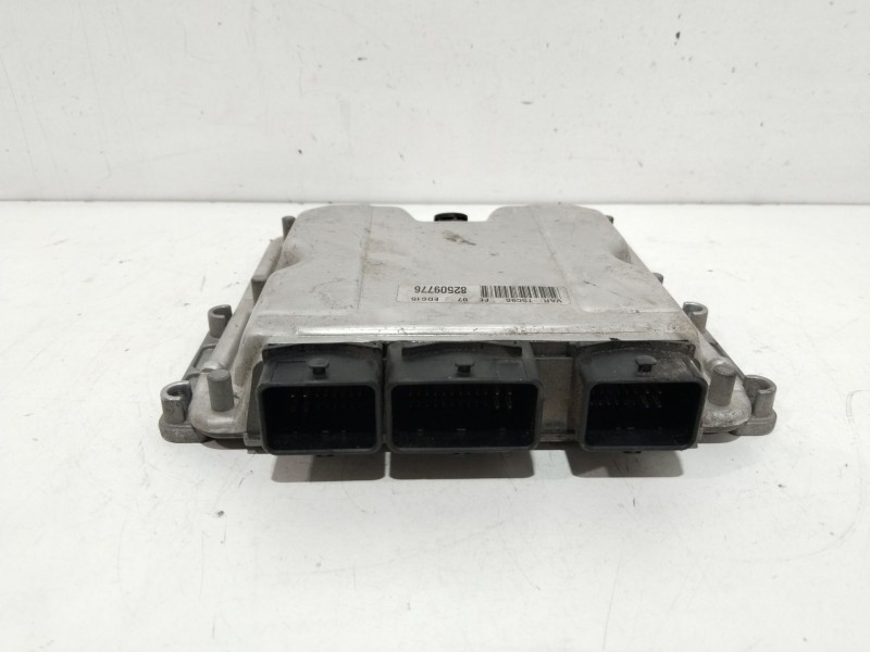 Recambio de centralita motor uce para peugeot 307 break / sw (s1) sw pack referencia OEM IAM 9644606180  