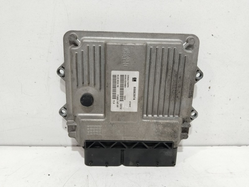 Recambio de centralita motor uce para suzuki swift azg (nz) glx referencia OEM IAM 55563974  