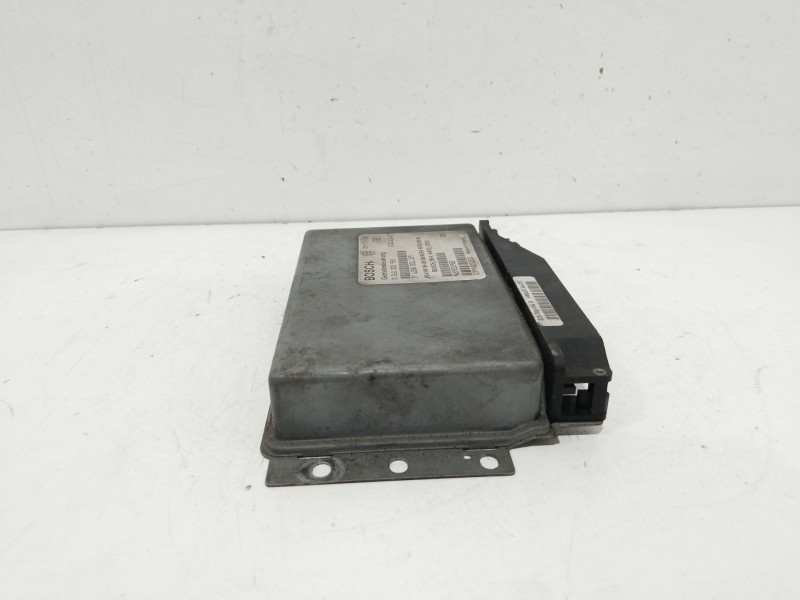 Recambio de centralita motor uce para citroën c5 berlina collection referencia OEM IAM 0260002922  