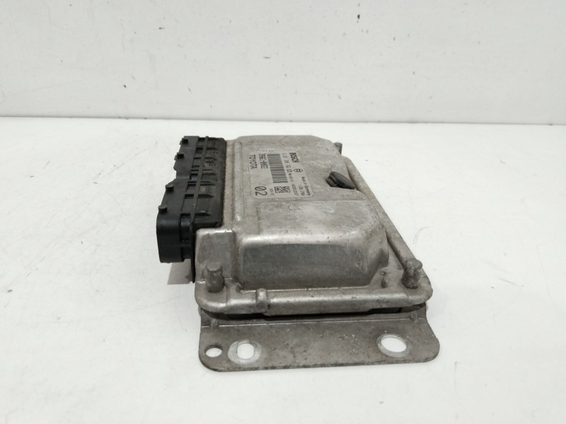 Recambio de centralita motor uce para peugeot 107 urban referencia OEM IAM 896610H022  