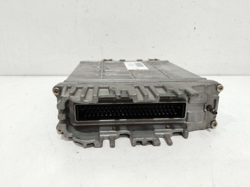 Recambio de centralita motor uce para audi a4 b5 (8d2) 1.9 tdi referencia OEM IAM 028906021BD  