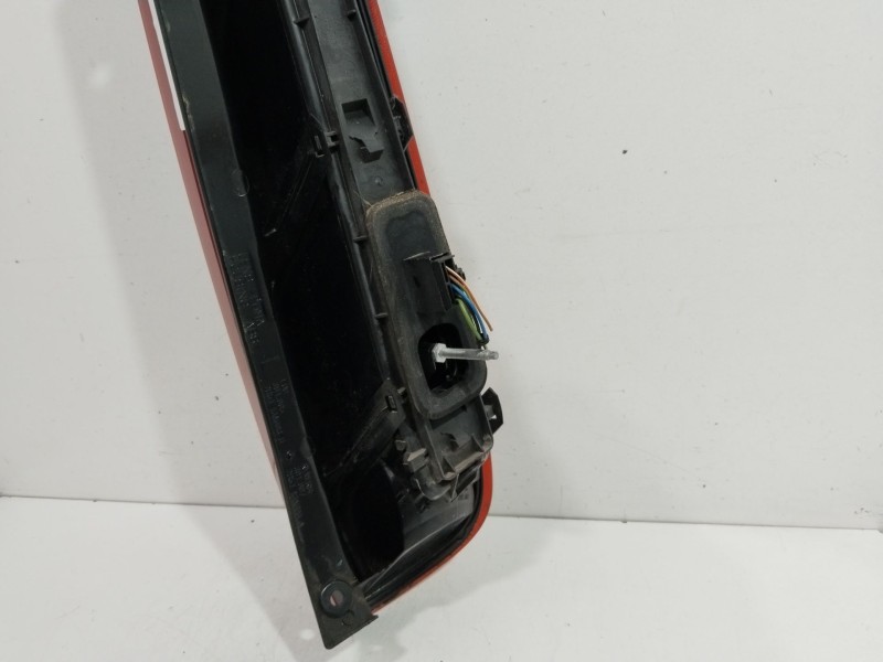 Recambio de piloto trasero izquierdo para ford fiesta (cbk) ambiente referencia OEM IAM 2S5113A603A  