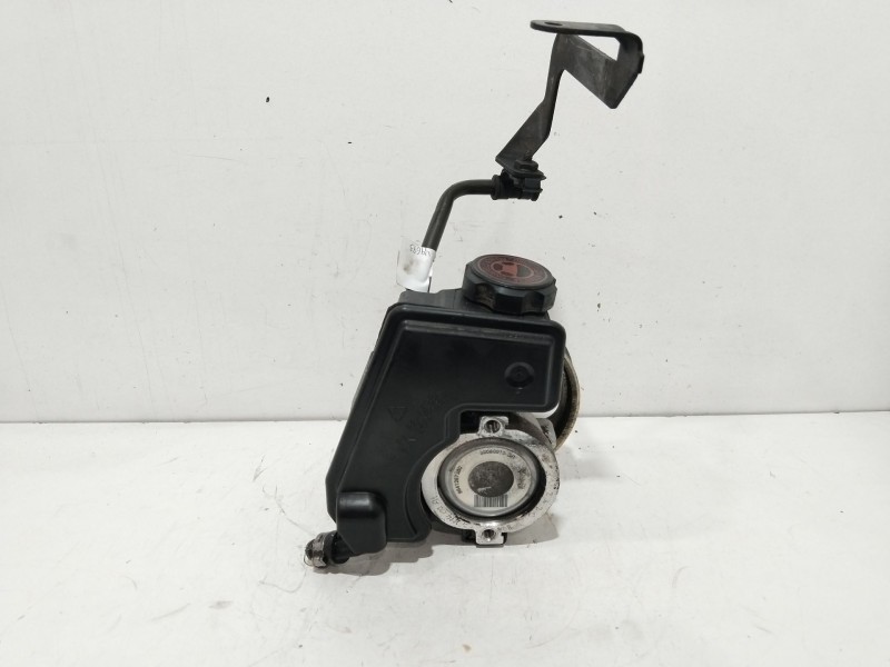 Recambio de bomba direccion para citroën xsara berlina 1.6i 16v exclusive referencia OEM IAM 9641267380  