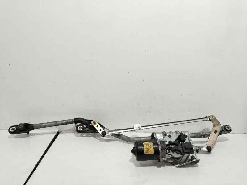 Recambio de motor limpia delantero para renault scenic ii luxe dynamique referencia OEM IAM 8200327016  