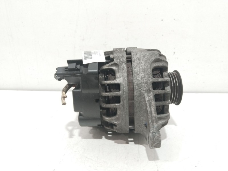 Recambio de alternador para nissan micra (k12e) acenta referencia OEM IAM 23100AX62B  