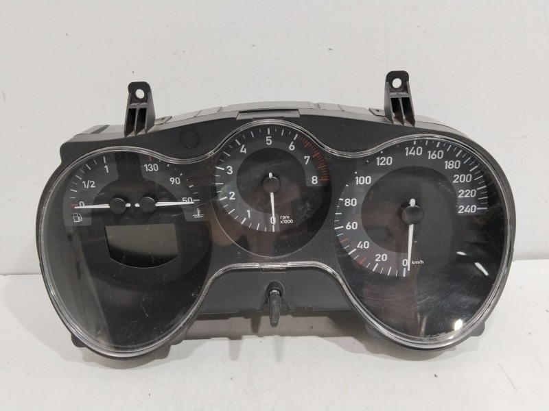 Recambio de cuadro instrumentos para seat leon (1p1) reference referencia OEM IAM 110080369005  
