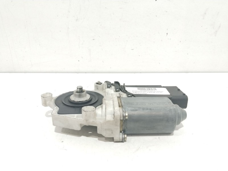 Recambio de motor elevalunas delantero derecho para volkswagen golf iv berlina (1j1) gti referencia OEM IAM 9776101436203  