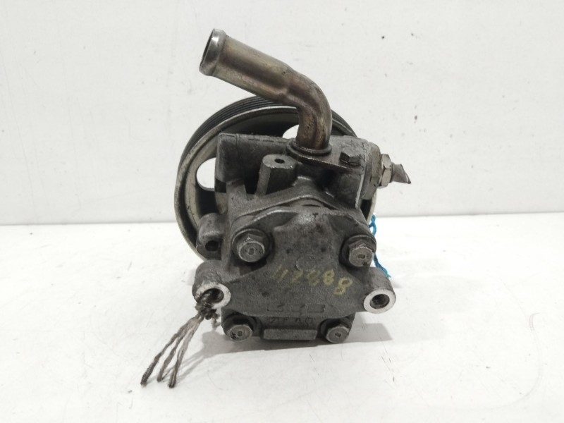 Recambio de bomba direccion para ford fiesta (cbk) ambiente referencia OEM IAM 1426694  