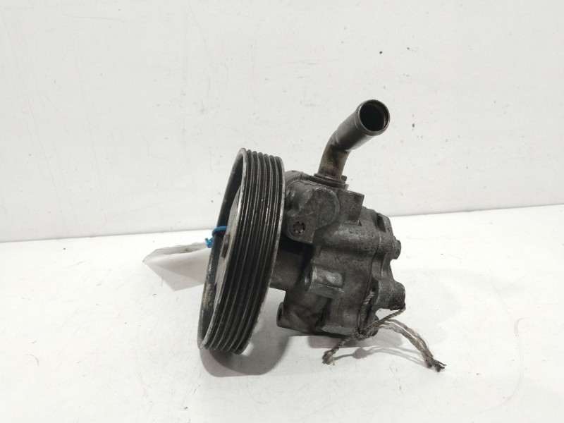 Recambio de bomba direccion para ford fiesta (cbk) ambiente referencia OEM IAM 1426694  