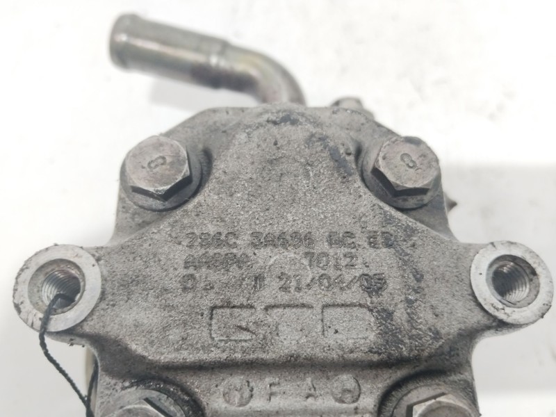 Recambio de bomba direccion para mazda 2 berlina (dy) 1.4 crtd active referencia OEM IAM 286CJR636AC  