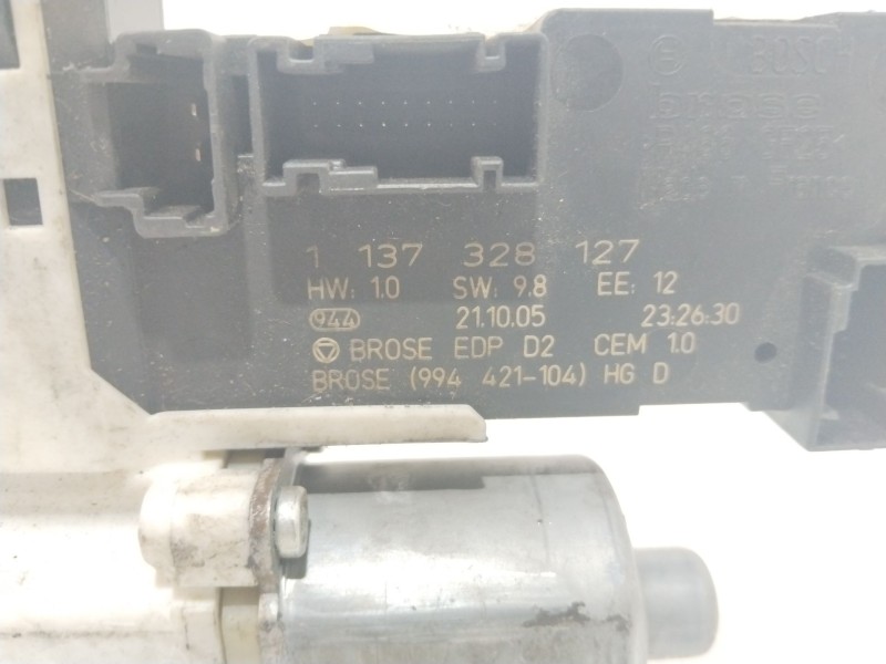 Recambio de motor elevalunas delantero izquierdo para peugeot 407 sw st sport referencia OEM IAM 1137328127  