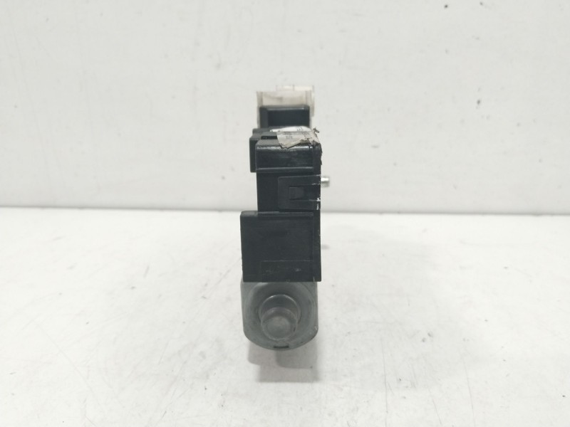 Recambio de motor elevalunas delantero izquierdo para peugeot 407 sw st sport referencia OEM IAM 1137328127  