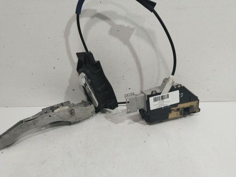 Recambio de cerradura puerta trasera derecha para citroën c4 berlina collection referencia OEM IAM 9681337080  