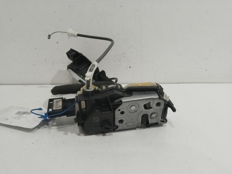 Recambio de cerradura puerta trasera izquierda para peugeot 5008 active referencia OEM IAM A04985  