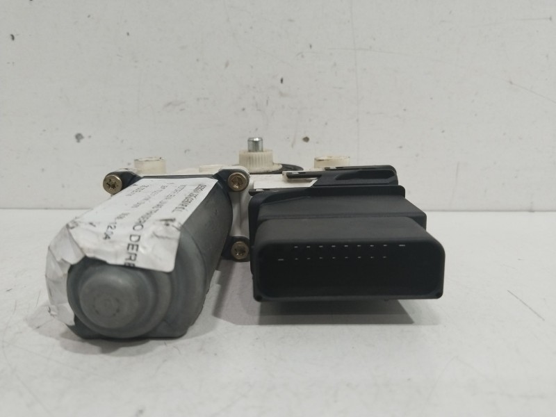 Recambio de motor elevalunas trasero derecho para seat toledo (1m2) signo referencia OEM IAM 1C0959812A  
