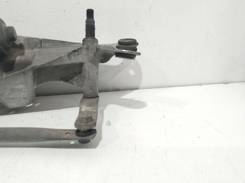 Recambio de motor limpia delantero para renault modus dynamique referencia OEM IAM 0390241777  