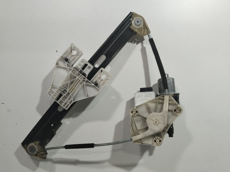 Recambio de elevaluna trasero derecho para seat leon st (5f8) reference referencia OEM IAM 5Q0959812A  