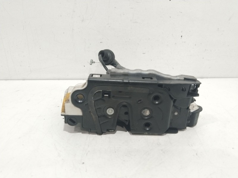 Recambio de cerradura puerta delantera derecha para seat toledo (kg3) reference referencia OEM IAM 5E1837016A  