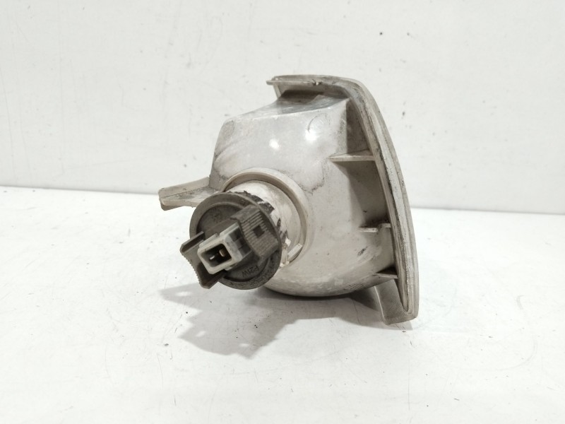 Recambio de piloto delantero derecho para ford escort turnier cl referencia OEM IAM 084311523RR  