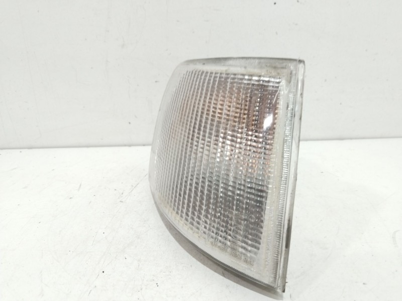 Recambio de piloto delantero derecho para ford escort turnier cl referencia OEM IAM 084311523RR  