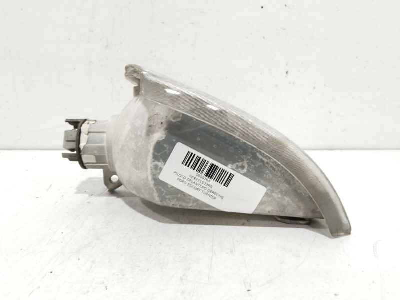 Recambio de piloto delantero derecho para ford escort turnier cl referencia OEM IAM 084311523RR  