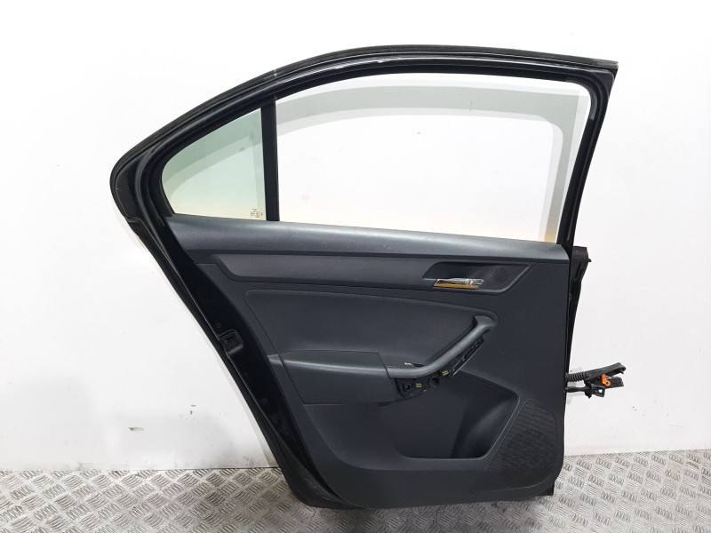 Recambio de puerta trasera izquierda para seat toledo (kg3) reference referencia OEM IAM 5JA833051C  AMARILLO