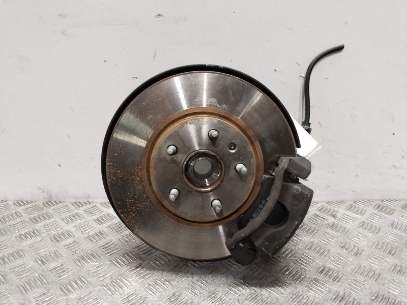 Recambio de mangueta delantera derecha para opel insignia berlina cosmo referencia OEM IAM 13219081  