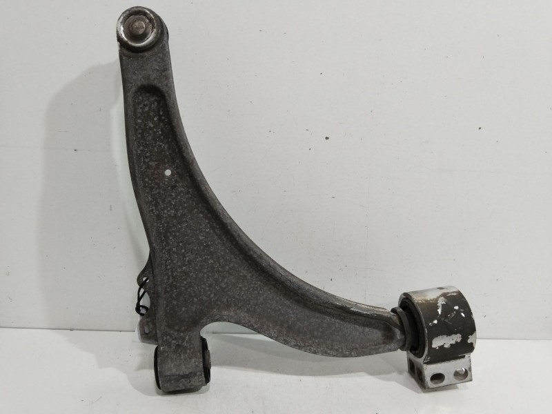 Recambio de brazo suspension inferior delantero derecho para opel insignia berlina cosmo referencia OEM IAM 22792989  