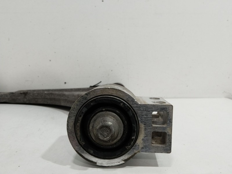 Recambio de brazo suspension inferior delantero derecho para opel insignia berlina cosmo referencia OEM IAM 22792989  