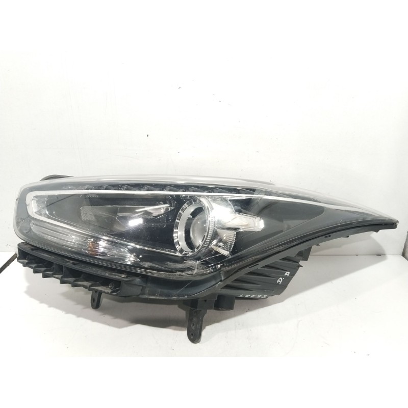 Recambio de faro izquierdo para hyundai i40 cab bluedrive referencia OEM IAM 921013Z530  