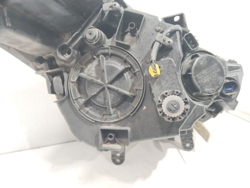 Recambio de faro izquierdo para hyundai i40 cab bluedrive referencia OEM IAM 921973Z510  