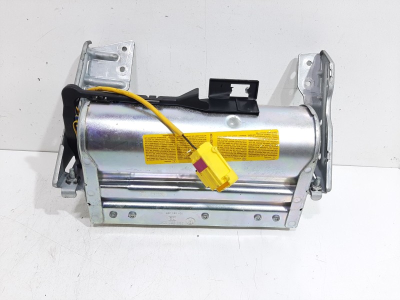Recambio de airbag delantero derecho para volkswagen passat berlina (3b3) advance referencia OEM IAM 3B0880204  