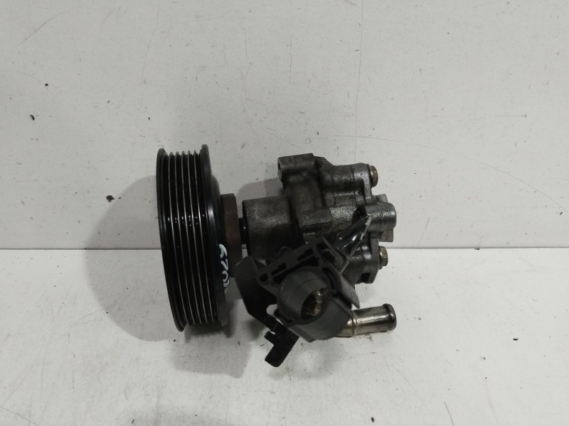 Recambio de bomba direccion para seat leon (1m1) signo referencia OEM IAM 1J042154B   Recambio de bomba direccion para seat leon (1m1) signo referencia OEM IAM 1J042154B
