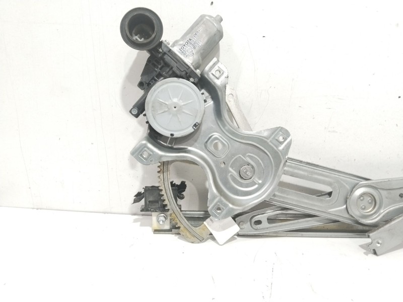 Recambio de elevalunas delantero derecho para toyota auris luna+ referencia OEM IAM 857100D100  