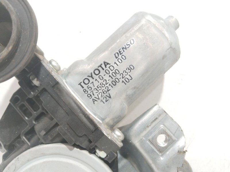 Recambio de elevalunas delantero derecho para toyota auris luna+ referencia OEM IAM 857100D100  