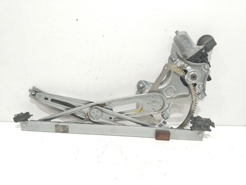 Recambio de elevalunas delantero derecho para toyota auris luna+ referencia OEM IAM 857100D100  