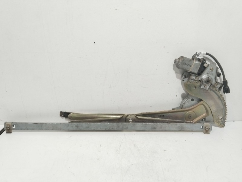 Recambio de elevalunas delantero derecho para kia carnival ii (gq) 2.9 crdi referencia OEM IAM 824604D000  