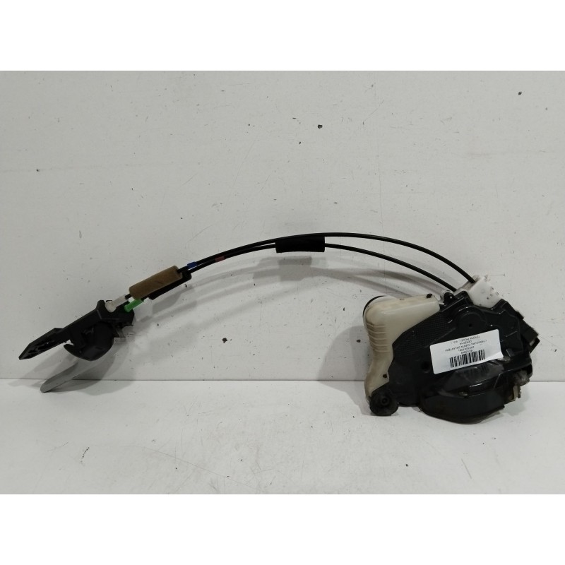 Recambio de cerradura puerta delantera derecha para toyota prius (_w3_) 1.8 hybrid (zvw3_) referencia OEM IAM 6903047081  