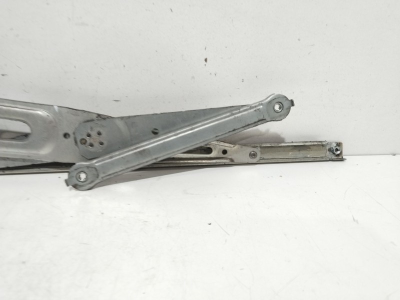 Recambio de elevalunas trasero derecho para toyota prius (_w3_) 1.8 hybrid (zvw3_) referencia OEM IAM 8571047080  