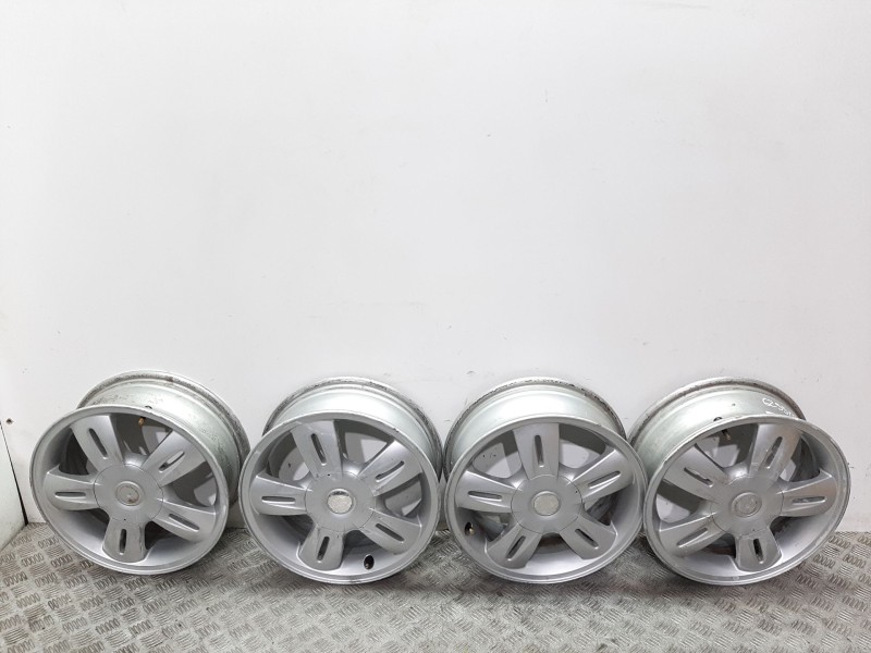 Recambio de juego llantas para bmw mini (r50,r53) one d referencia OEM IAM 6763295  51/2JX15H2